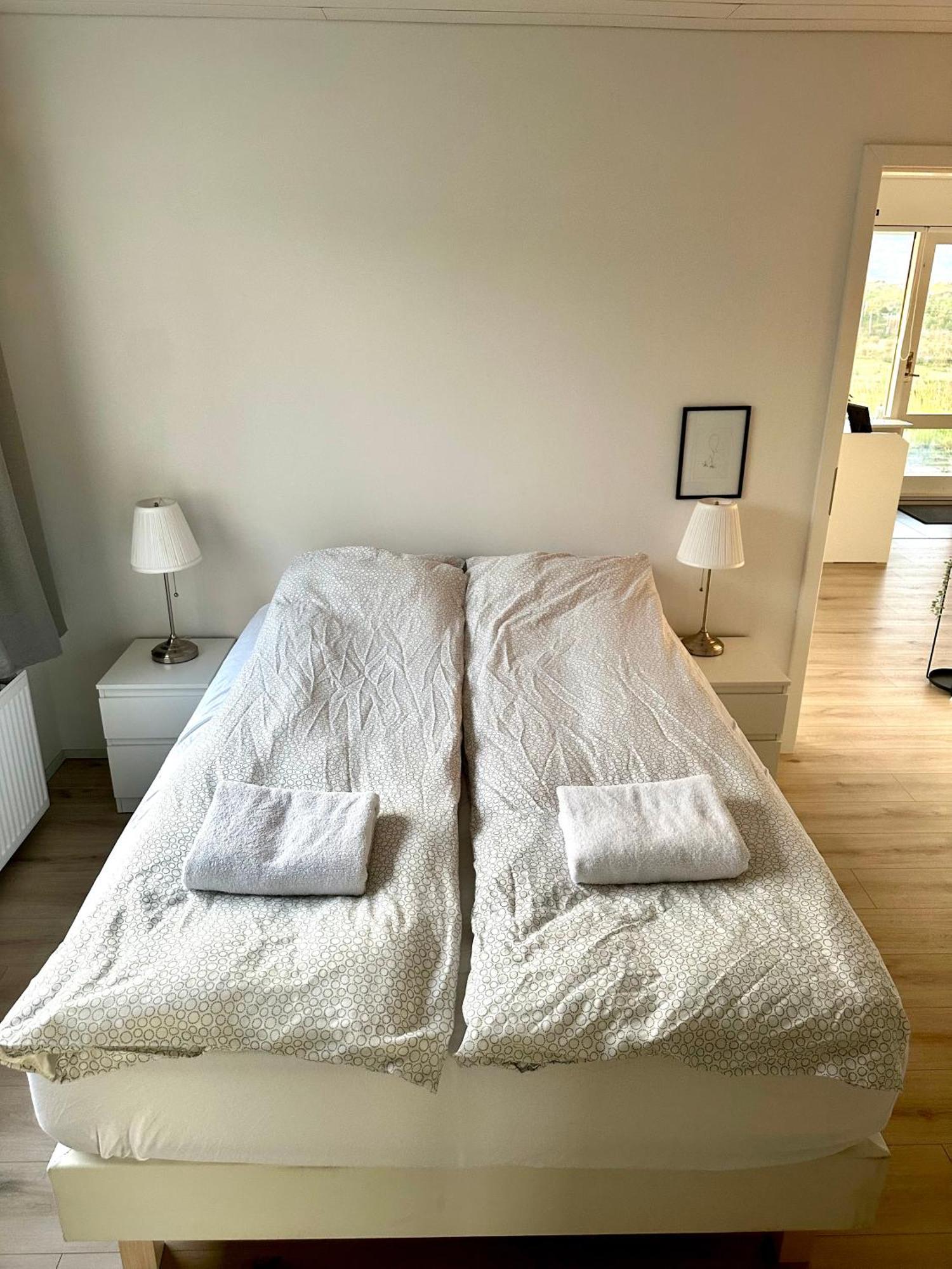 Charming 1-Bedroom Condo With Stunning View Рейкявик Екстериор снимка